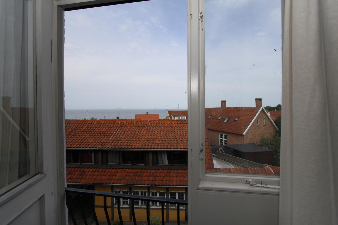 Therns Hotel Gudhjem Exterior foto
