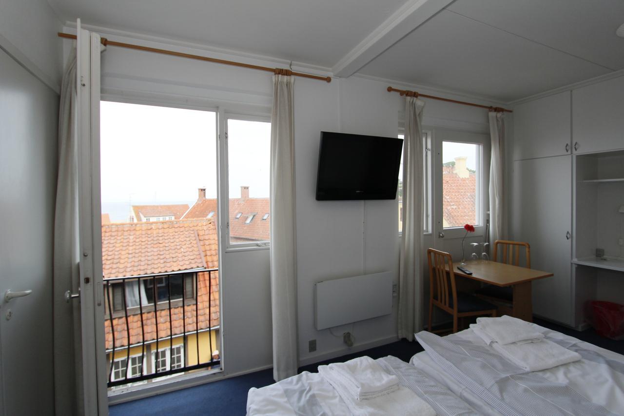 Therns Hotel Gudhjem Quarto foto